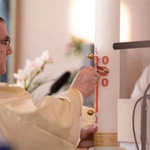 Kardinal Bozanić predvodio bogoslužje Vazmenoga bdijenja